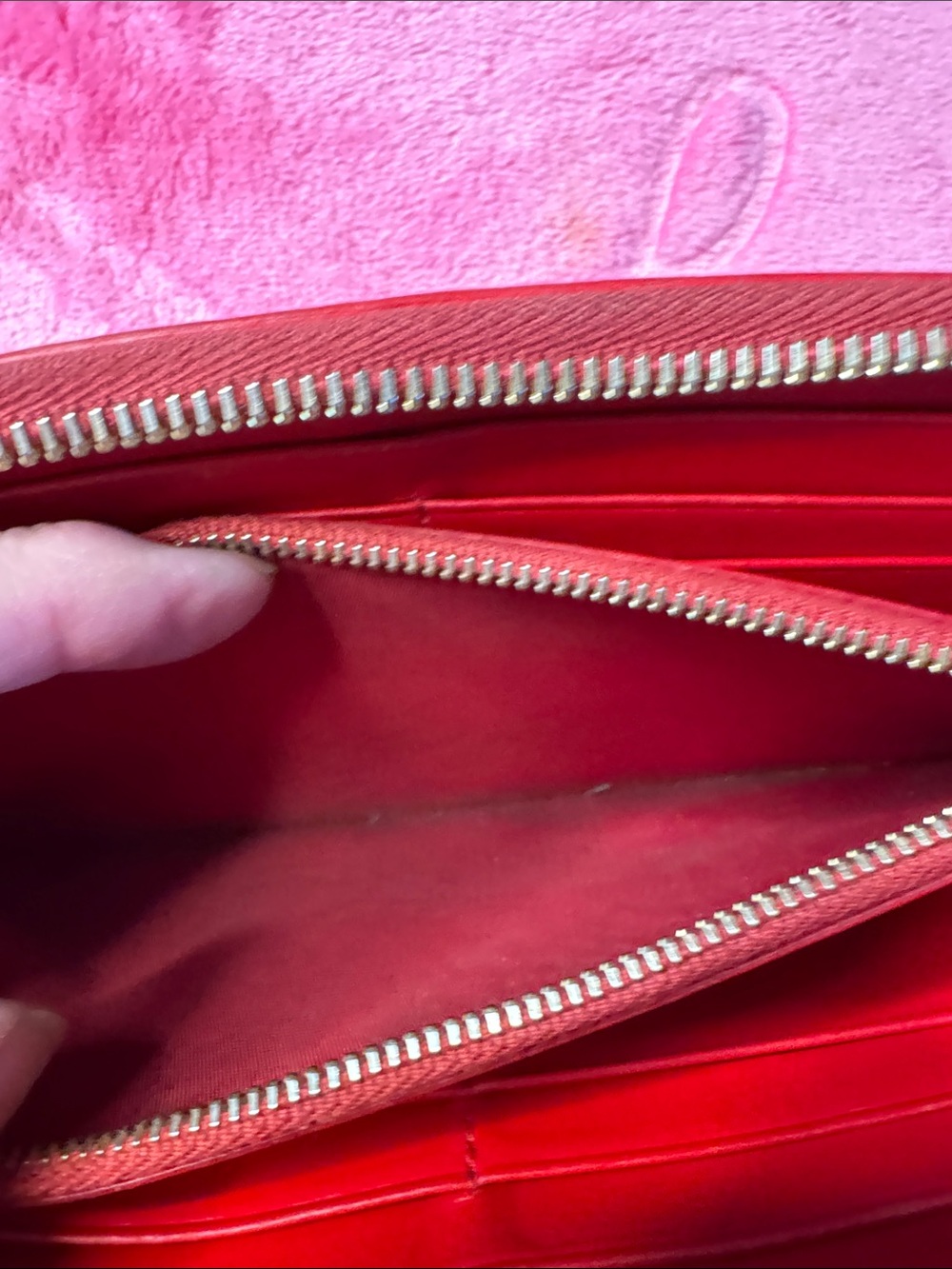 Prada Red Epi Leather Zip Continental Wallet Gold Hardware Box & COA - Picture 7 of 8